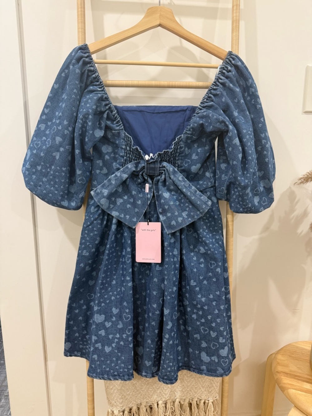 Avec Les Filles Women’s Denim Hearts Dress - Picture 5 of 8